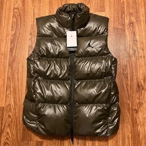 Jordan Puffer Vest Men Small Olive Green Shiny Full Zip‎ Lightweight Active
